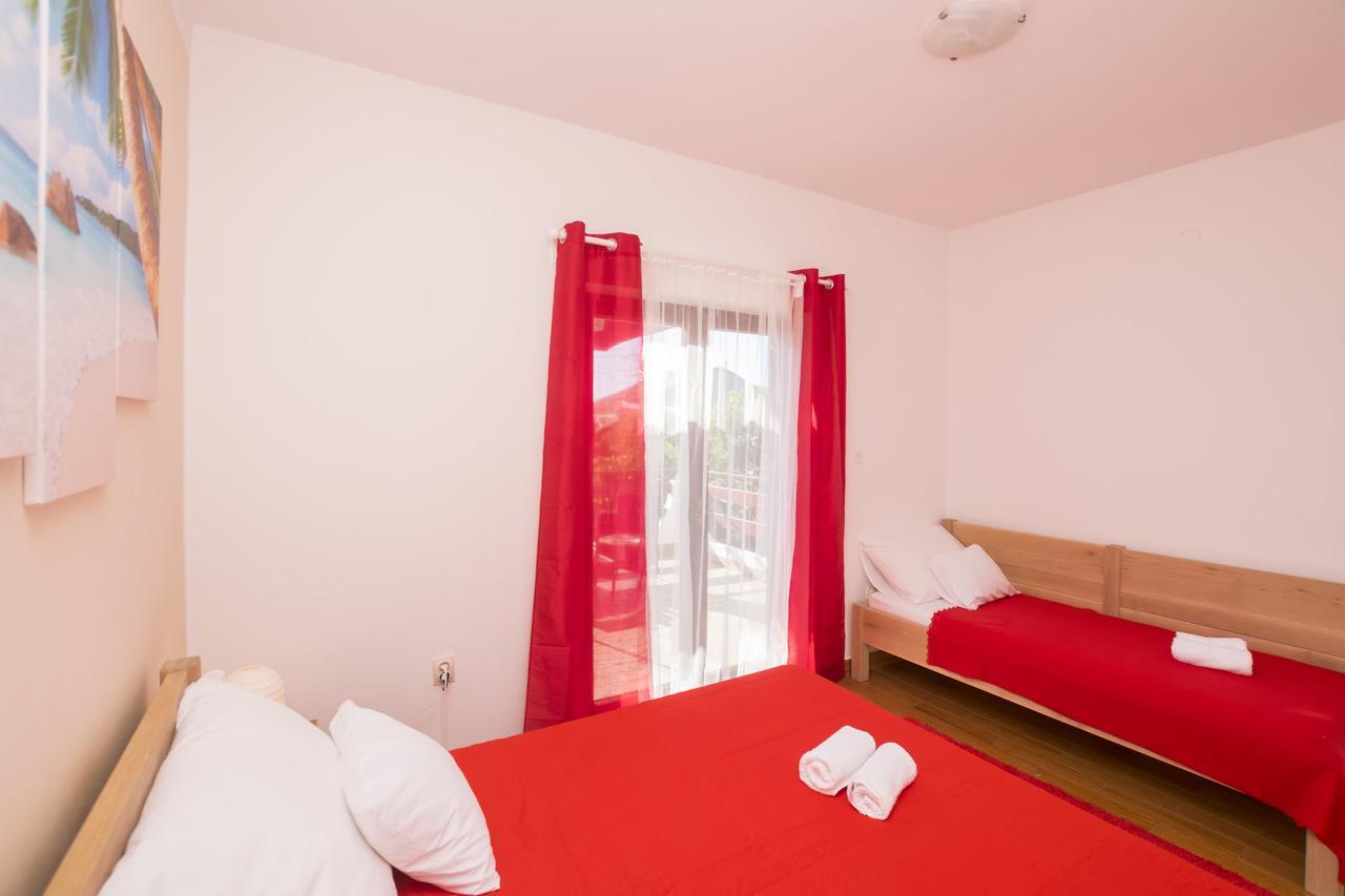 Apartments Katarina Пироваць Екстер'єр фото
